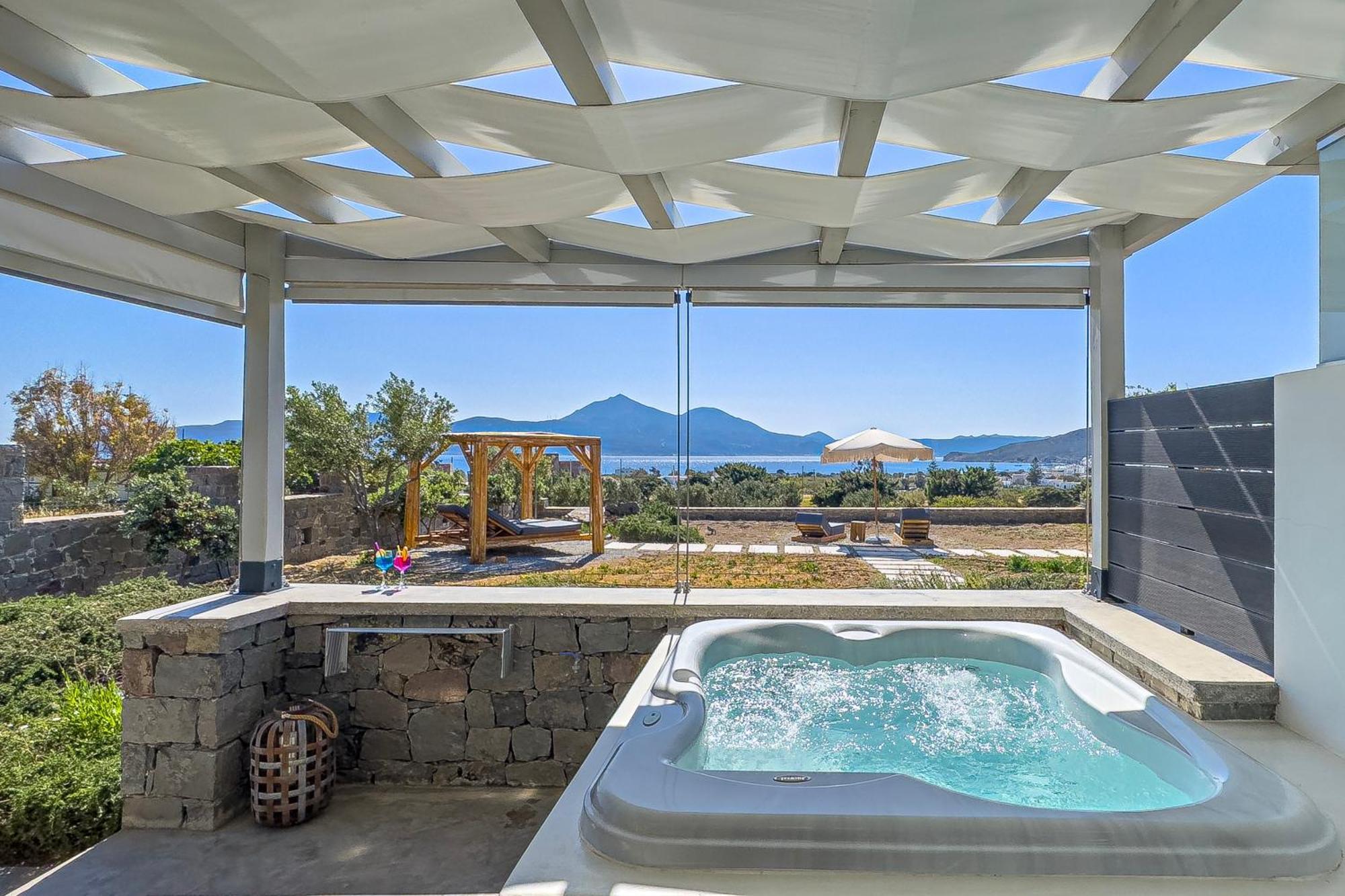 Aelia Suites Adamantas  Exterior photo